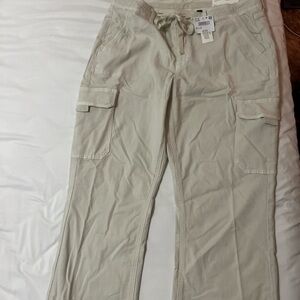 American Eagle Outfitters Cream Stretch Pants